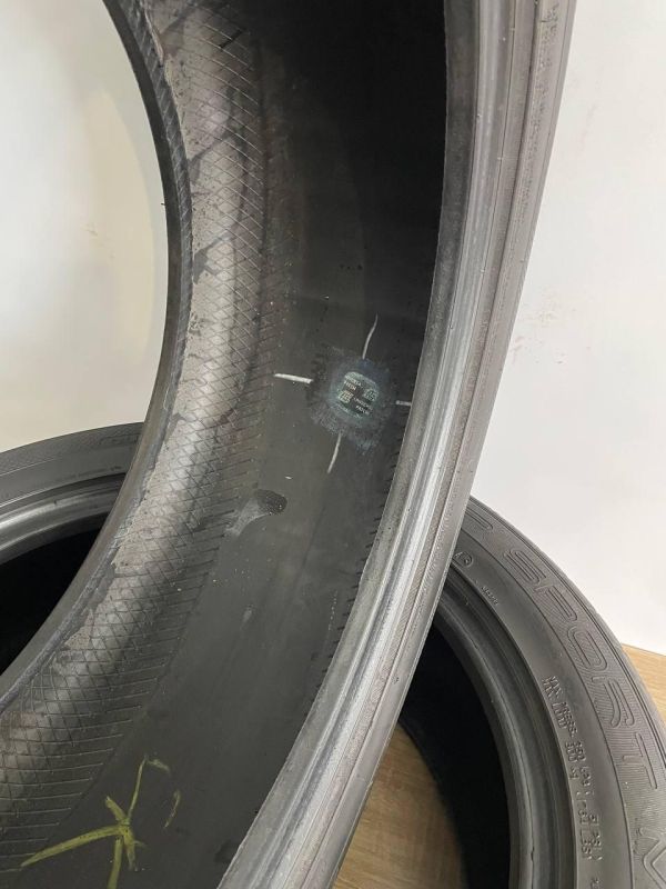 Шини пара Dunlop 245/50 r18 зима Гума