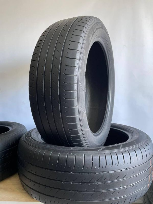 Шини Комплект Dunlop 235/55 r20 Літо Гума