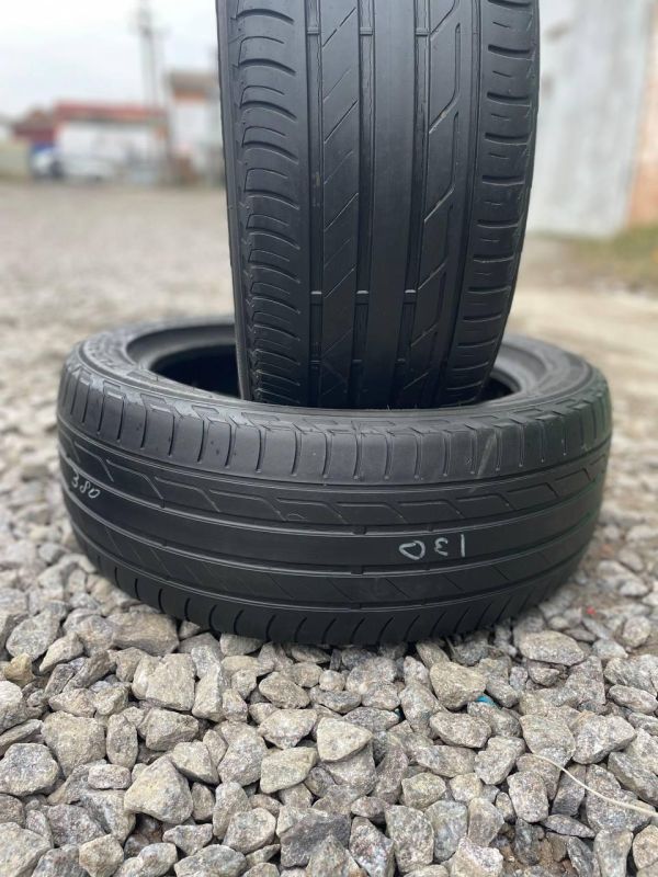 Шини Пара Bridgestone Turanza 215/50 r18 Літо Гума