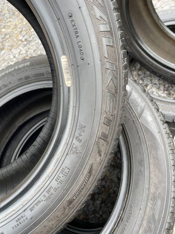 Шини комплект Falken 185/60 r15 зима гума