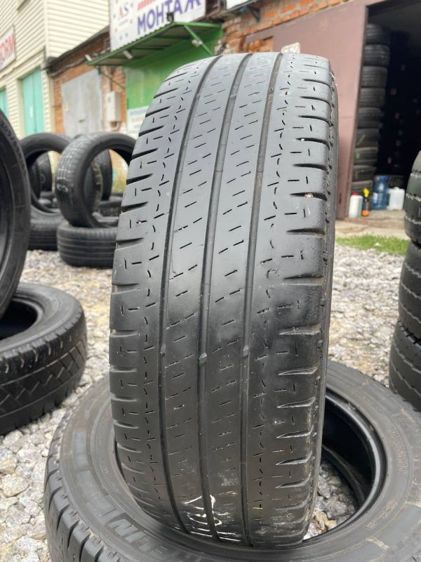 Пара Michelin 195/65 r16c літо гума