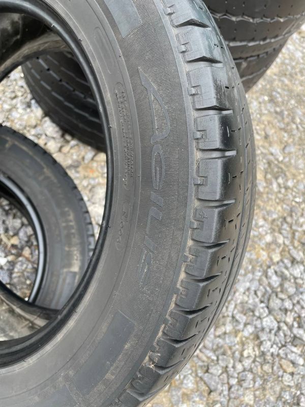 Пара Michelin 195/65 r16c літо гума