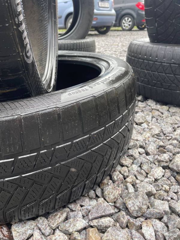 Шини пара Continental 235/45 r20 зима Гума