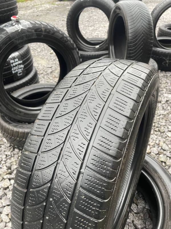 Шини пара Bridgestone 195/60 r16 зима Гума
