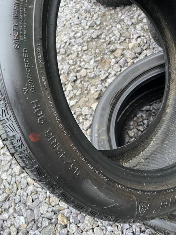 Шини пара Nankong 215/45 r16 зима Гума
