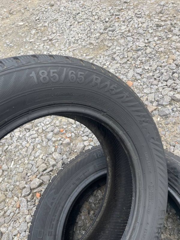 Шини пара Gislaved 185/65 r15 зима Гума