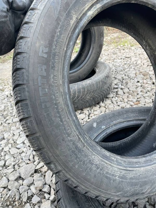 Шини пара Nokian 185/60 r15 зима Гума