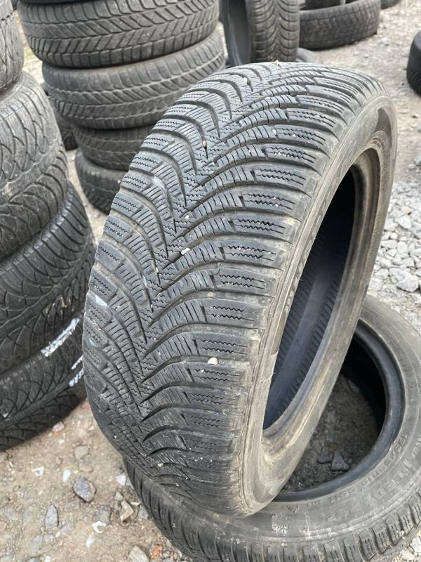 Шини пара Hankook 195/55 r15 зима Гума