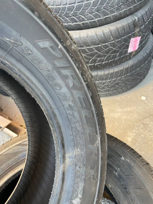 Шини пара Pirelli 235/60 r17 зима Гума