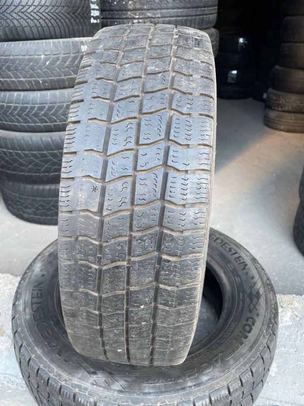 Шини пара Vredestein 205/65 r16c зима Гума