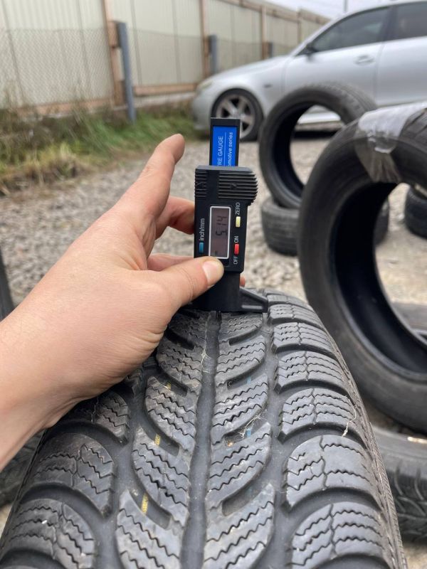 Шини пара Debica 165/70 r14 зима Гума