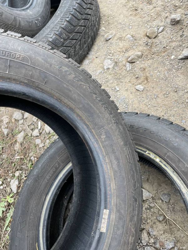 Шини пара Debica 165/70 r14 зима Гума