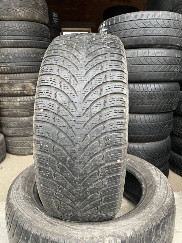 Шини пара Nokian 235/55 r18 зима Гума