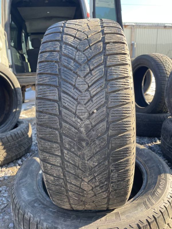 Шини пара Fulda 235/55 r17 зима Гума