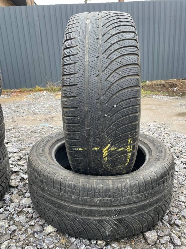 Шини пара Michelin 235/50 r17 зима Гума
