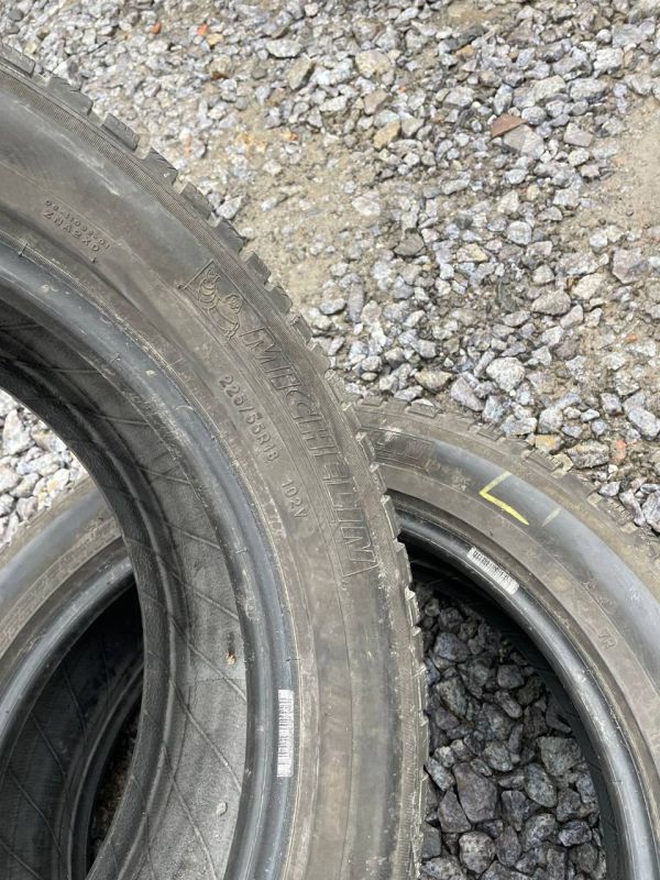 Шини пара Michelin 225/55 r18 зима Гума