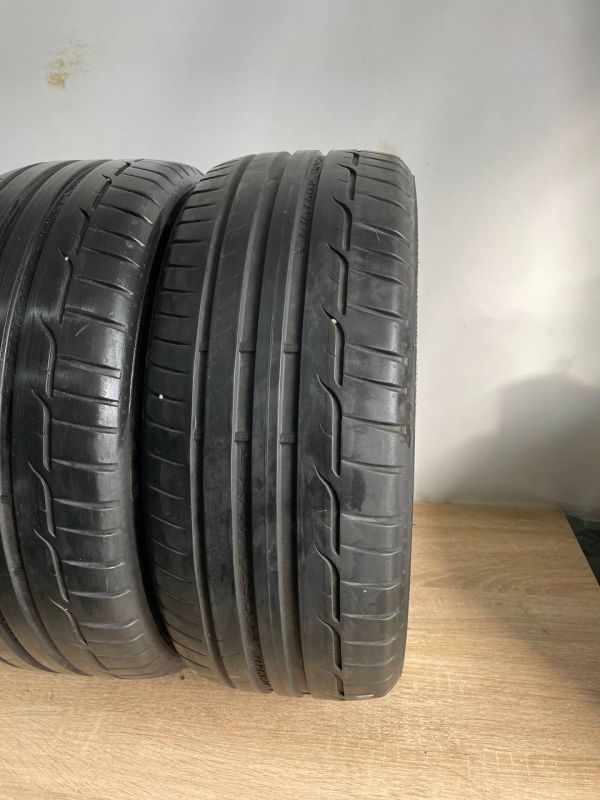 Шини пара Dunlop 215/40 r17 літо Гума