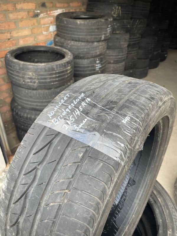 Шини комплект Bridgestone 215/45 r16 літо Гума