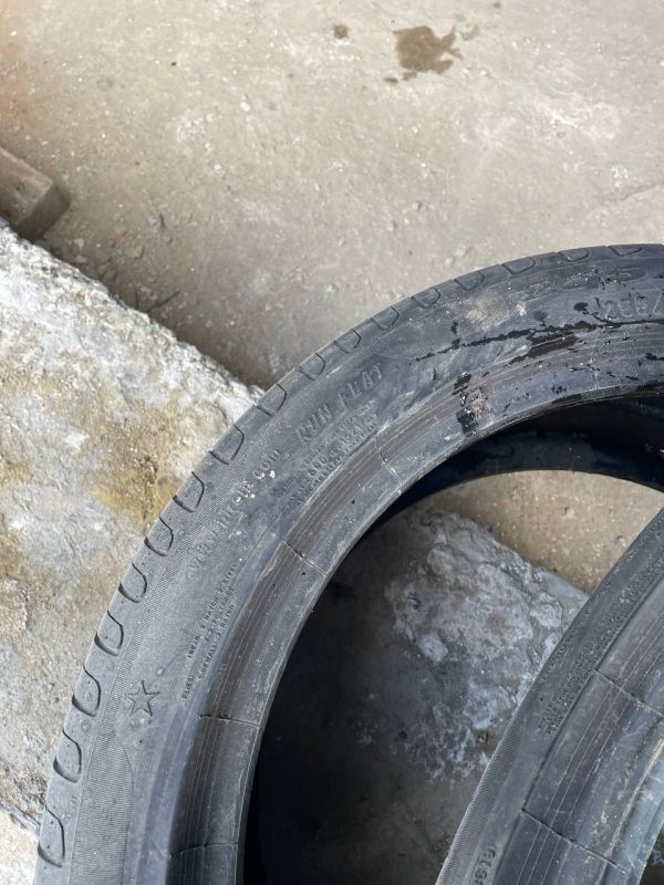 Шини пара Pirelli 225/40 r18 літо Гума