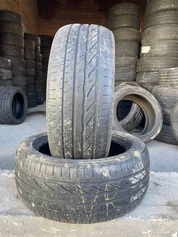 Шини пара Bridgestone 215/45 r16 літо Гума