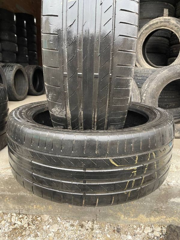 Шини пара Continental 235/45 r20 літо Гума