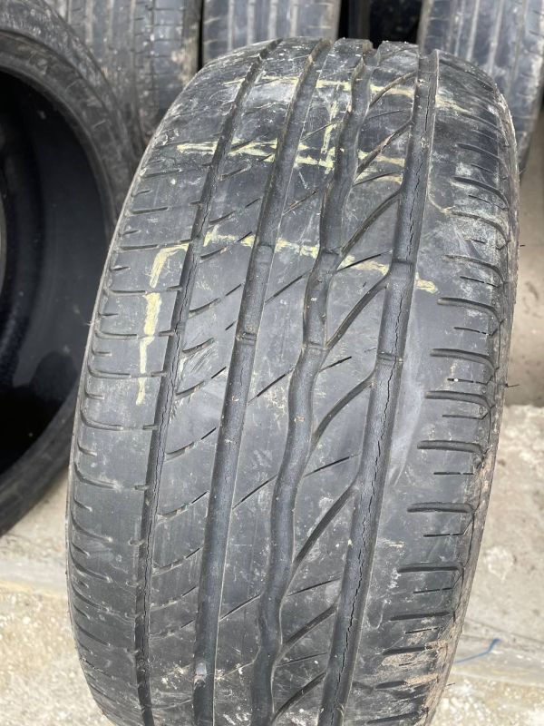 Шини розпаровка Bridgestone 215/45 r16 літо Гума