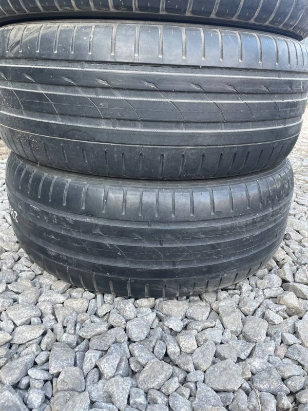 Шини комплект Nokian 235/55 r19 літо Гума