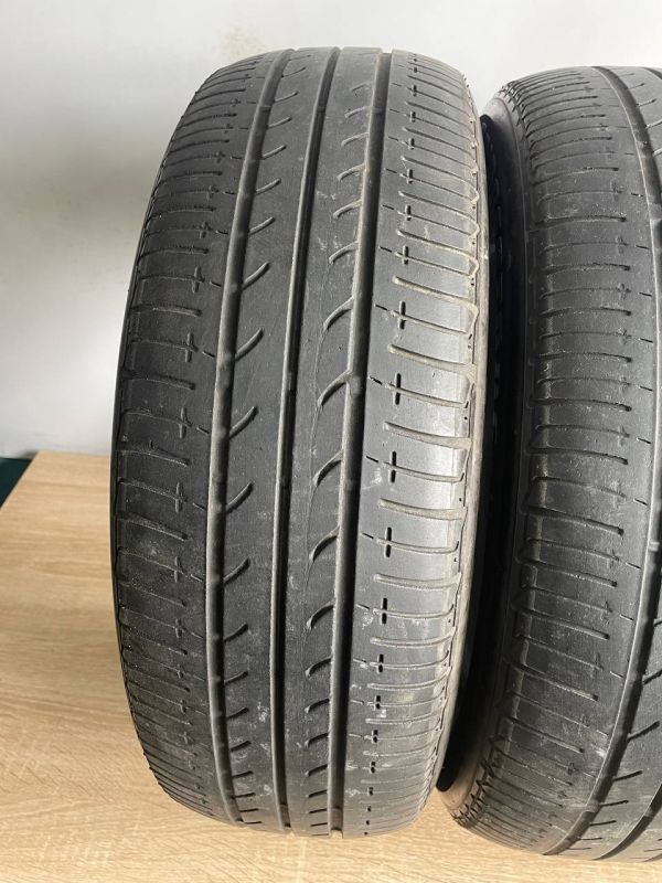 Шини пара Bridgestone 185/60 r15 літо Гума