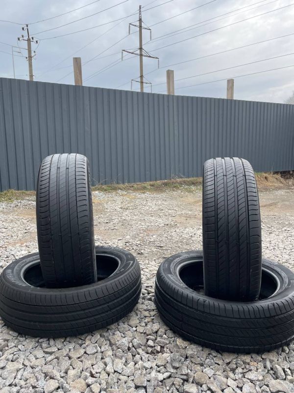 Шини комплект або пара Michelin 205/55 r19 літо Гума