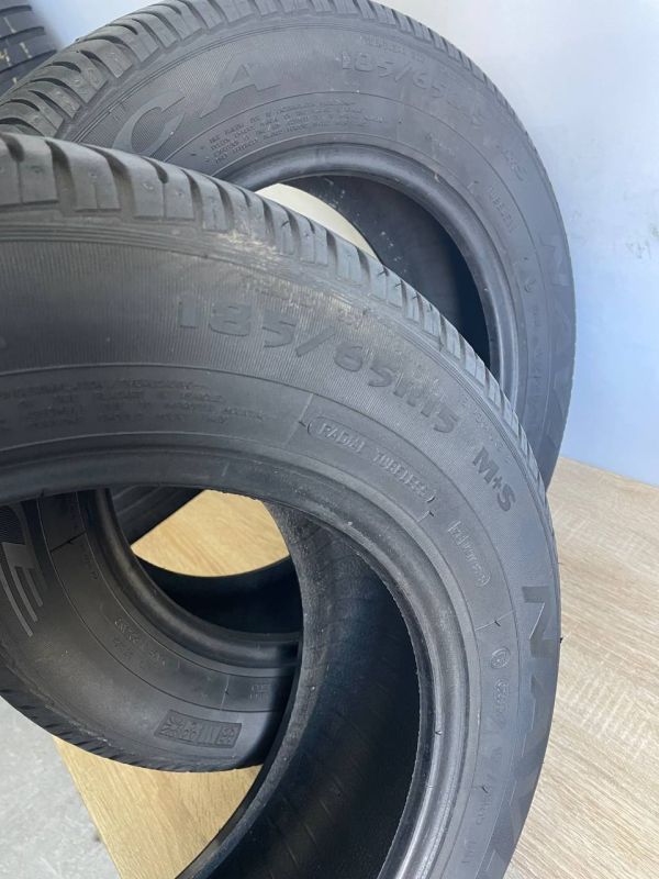 Шини пара Debica 185/65 r15 всесезон Гума