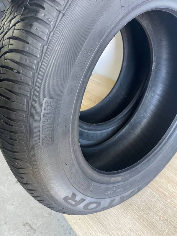 Шини пара Debica 185/65 r15 всесезон Гума