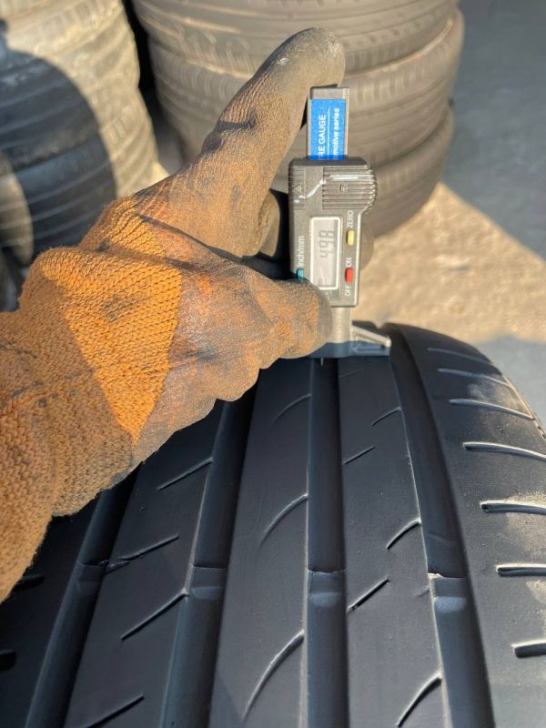 Шини пара Nexen 225/40 r18 літо Гума