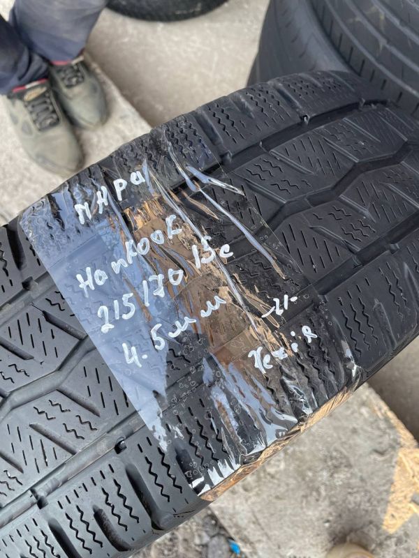 Шини пара Hankook 215/70 r15c Гума