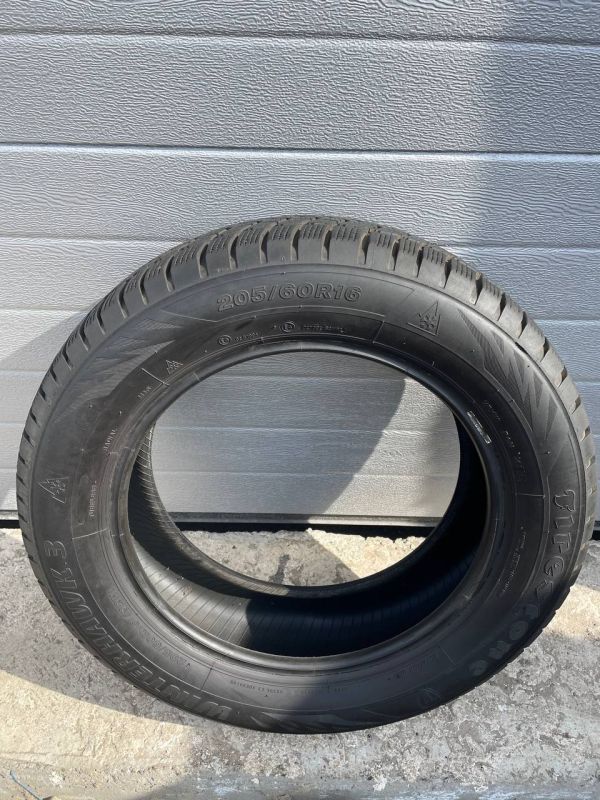 Шина розпаровка Firestone winter hawk 3 205/60 r16
