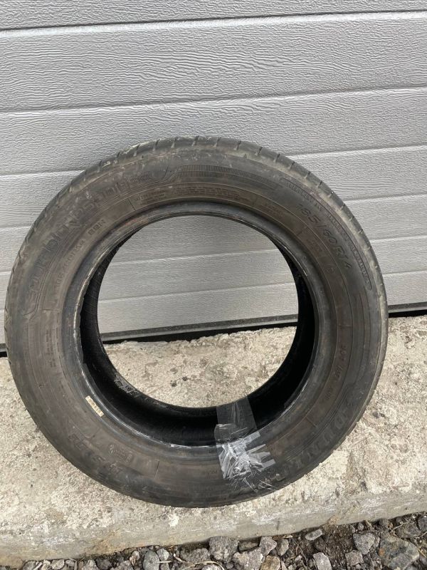 Одіночка Dunlop 185/60 r14 шини Гума