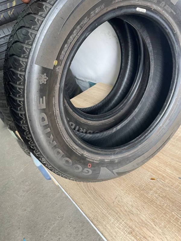 Шини Пара Goodride 185/65 r15 всесезон Гума