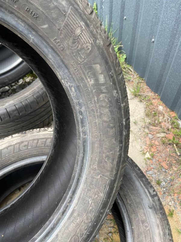 Шини пара Michelin 275/50 r20 літо резина