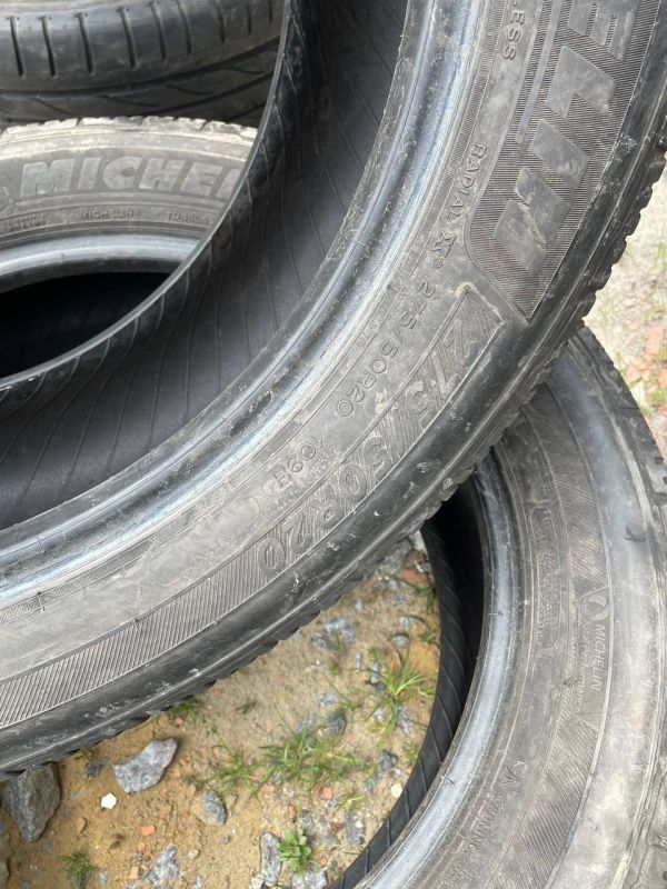 Шини пара Michelin 275/50 r20 літо резина