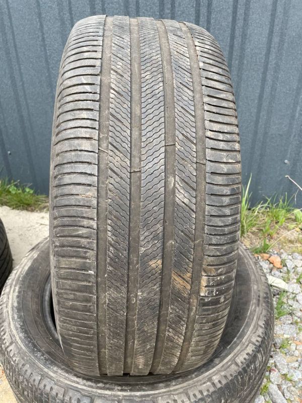 Шини пара Michelin 275/50 r20 літо резина