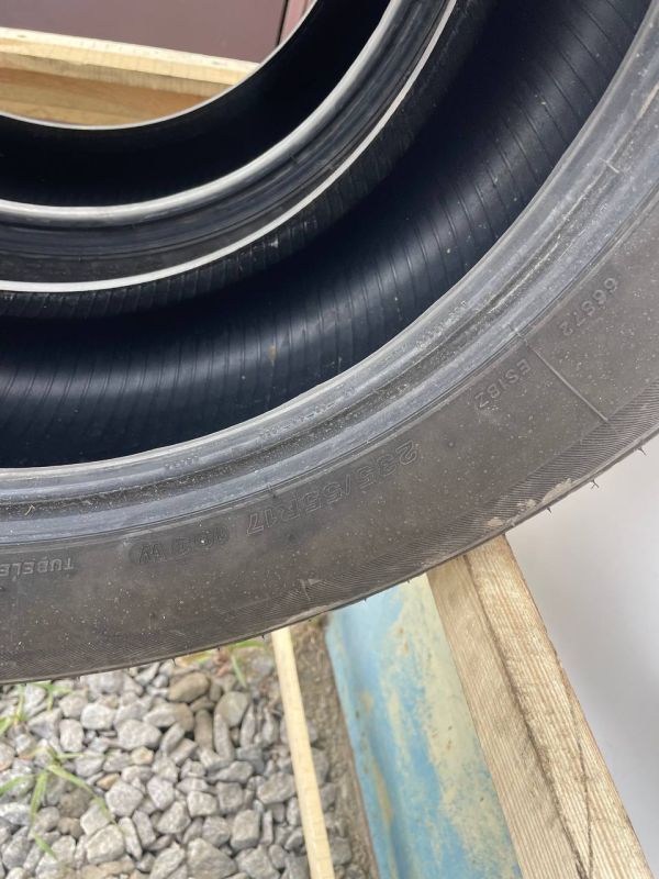 Шини пара Bridgestone 235/55 r17 літо резина