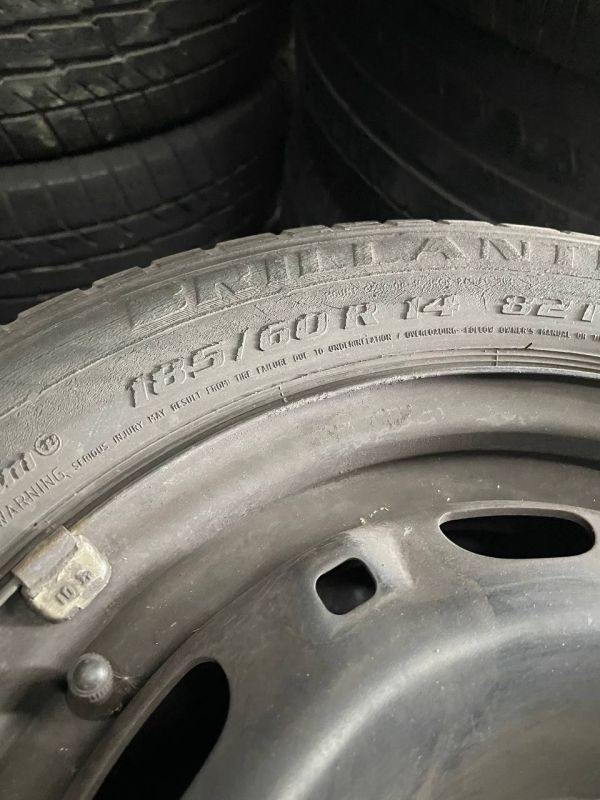 Шини комплект Barum 185/60 r14 літо резина