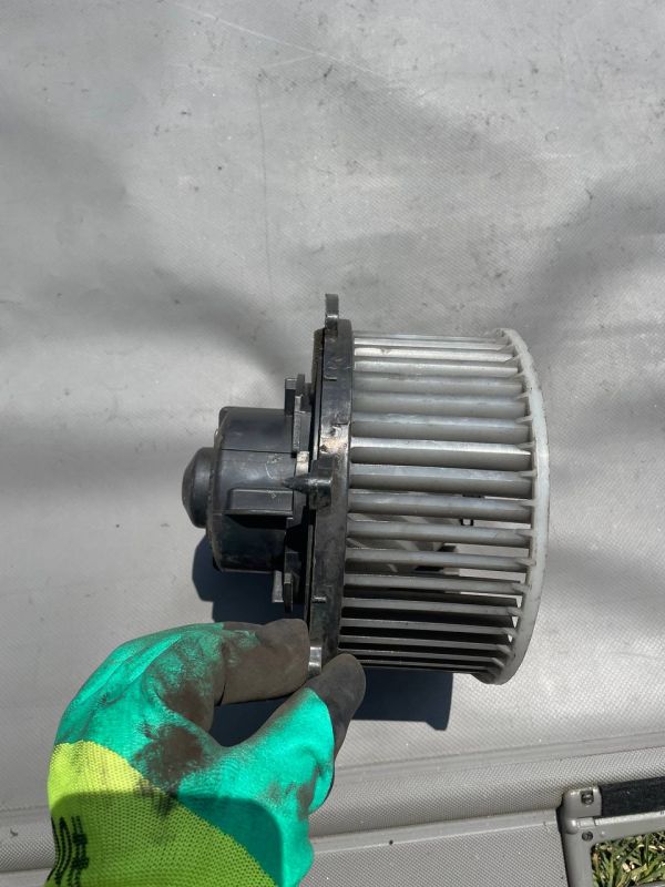 HB111-894000-0 обогреватель mazda 5 (cr19) hb1118940000 2.0l дизель 81kw 2008