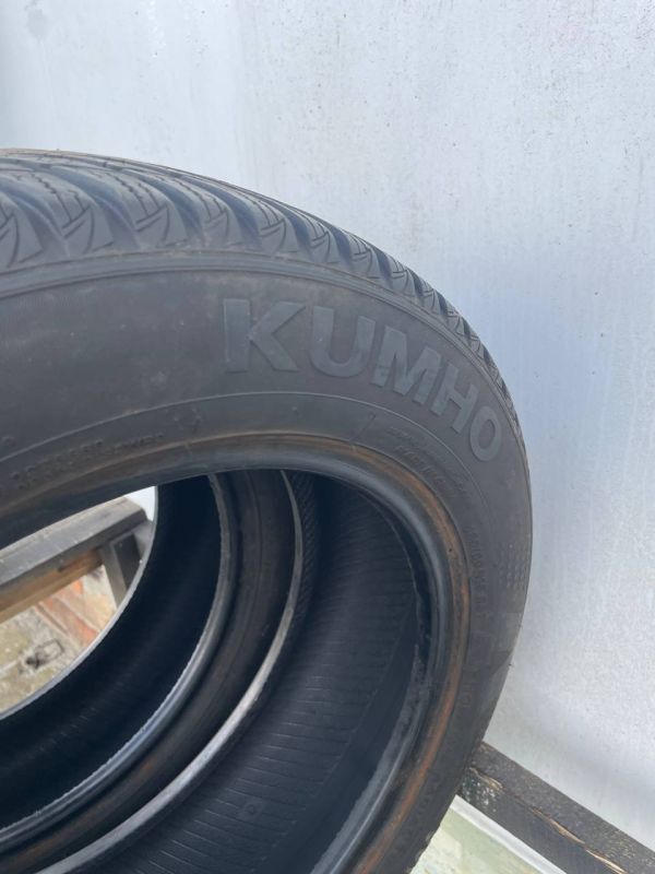 Шини пара Kumho 185/60 r15 зима резина