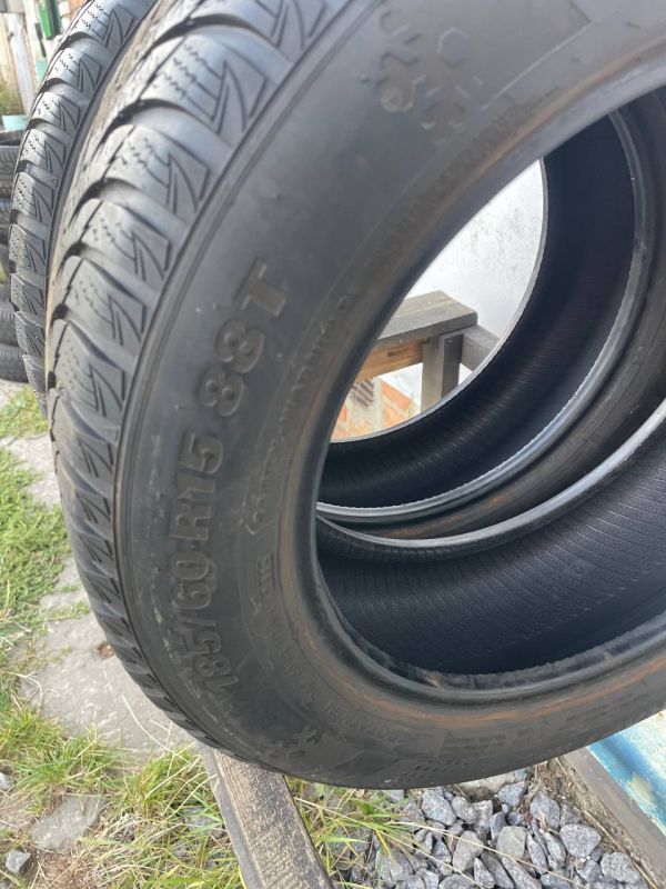 Шини пара Kumho 185/60 r15 зима резина