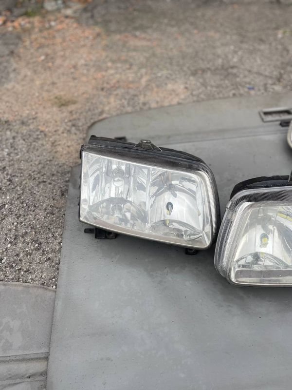 Передні фари ліва права VW Polo III Фольксваген Поло 3 1994—2001