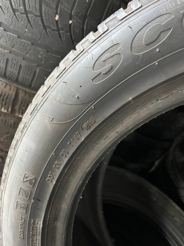 Шини пара PIRELLI SCORPION 235/55/R19 зима резина