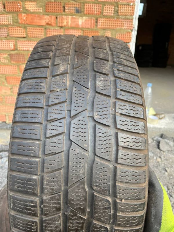 Шини пара CONTINENTAL CONTIWINTERCONTACT 235/55/R17 зима резина
