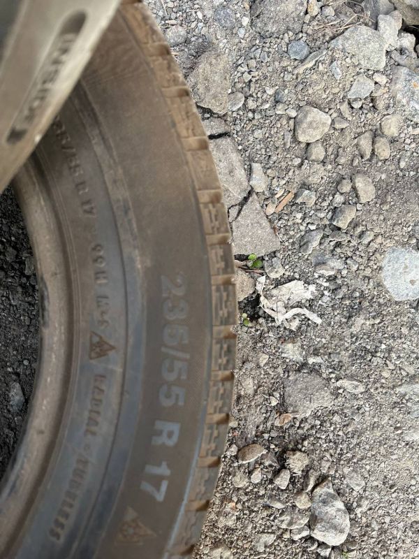Шини пара CONTINENTAL CONTIWINTERCONTACT 235/55/R17 зима резина