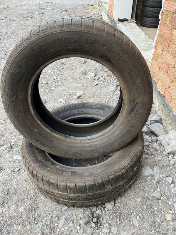 Шини комплект CONTINENTAL CROSSCONTACT 235/60/R17