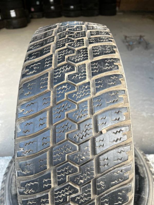 Шини пара PIRELLI 195/65/R16c зима Резина 